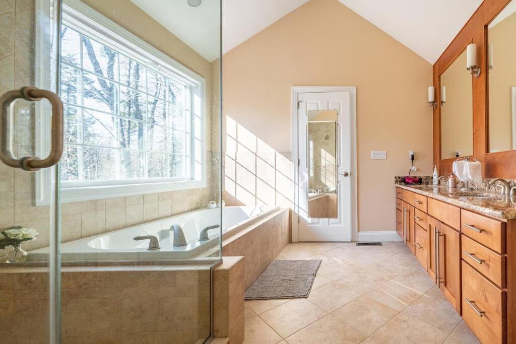 Luxury 4 Bedroom House In Pocono Mountains In Golf Course Near Lake Tobyhanna Exteriér fotografie
