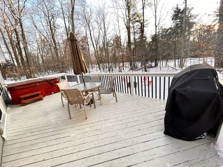 Luxury 4 Bedroom House In Pocono Mountains In Golf Course Near Lake Tobyhanna Exteriér fotografie
